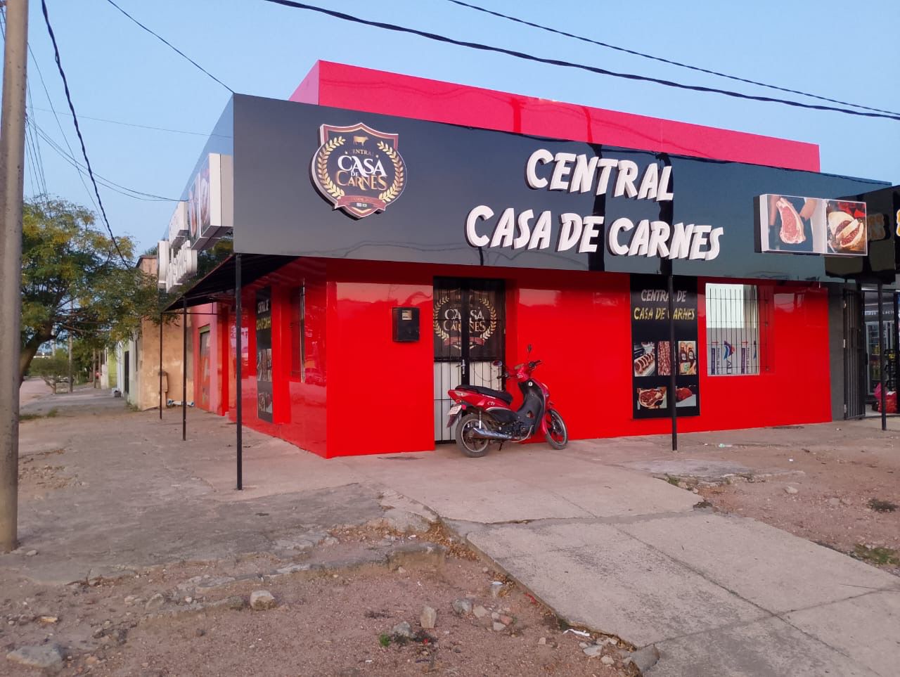 Central Casa de Carnes - Fachada Comercial por Fenix Comunicação Visual